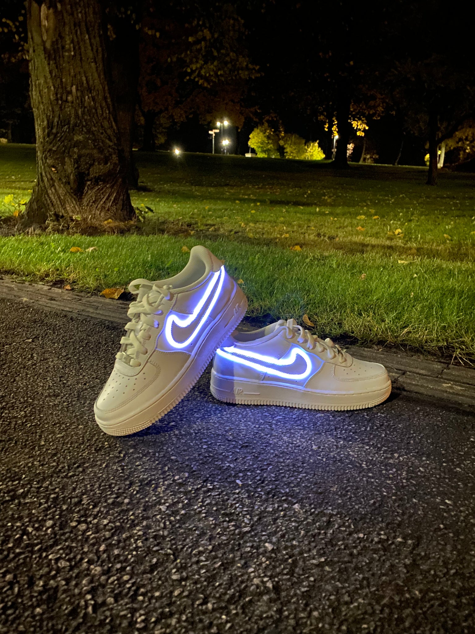 Light Up Nike Air Force 1's '07 White Mens